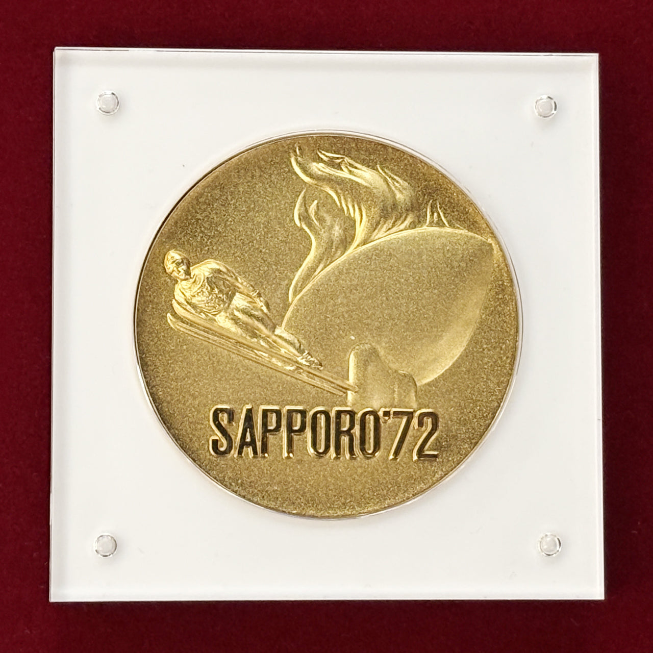 日本】1972年札幌冬季オリンピック記念メダル［C-0000304］ – ワールド