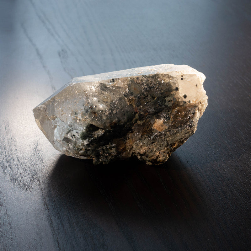 ガネーシュヒマール産 ヒマラヤ水晶ポイント 238g/92mm《クローライト