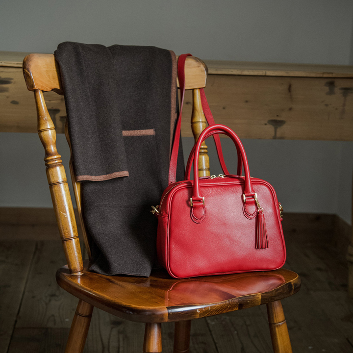 レザーミニボストンバッグ/レッド | Factelier (ファクトリエ)