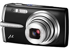 オリンパス、7倍ズームレンズ搭載の「μ1020」