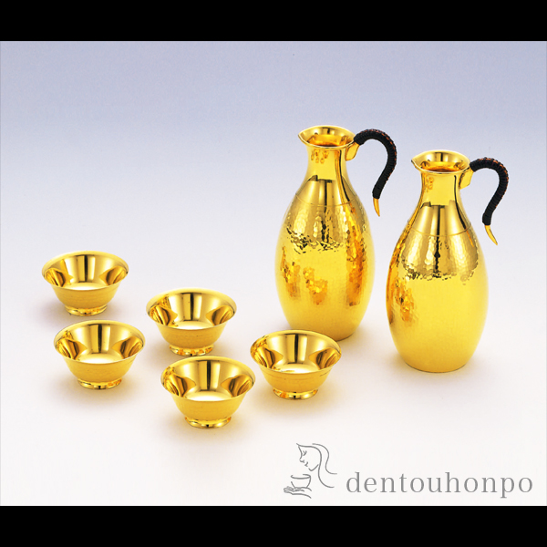 送料無料】 純金 酒器セット 槌目 A 千呂利2個/猪口5個 / 光則（金工芸