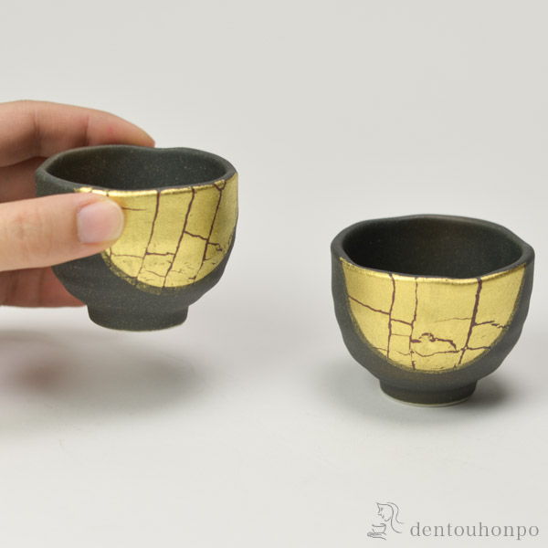 送料無料】 日本酒とぐい呑み ペア 限定ギフト仕様 九谷焼 金箔彩 常き