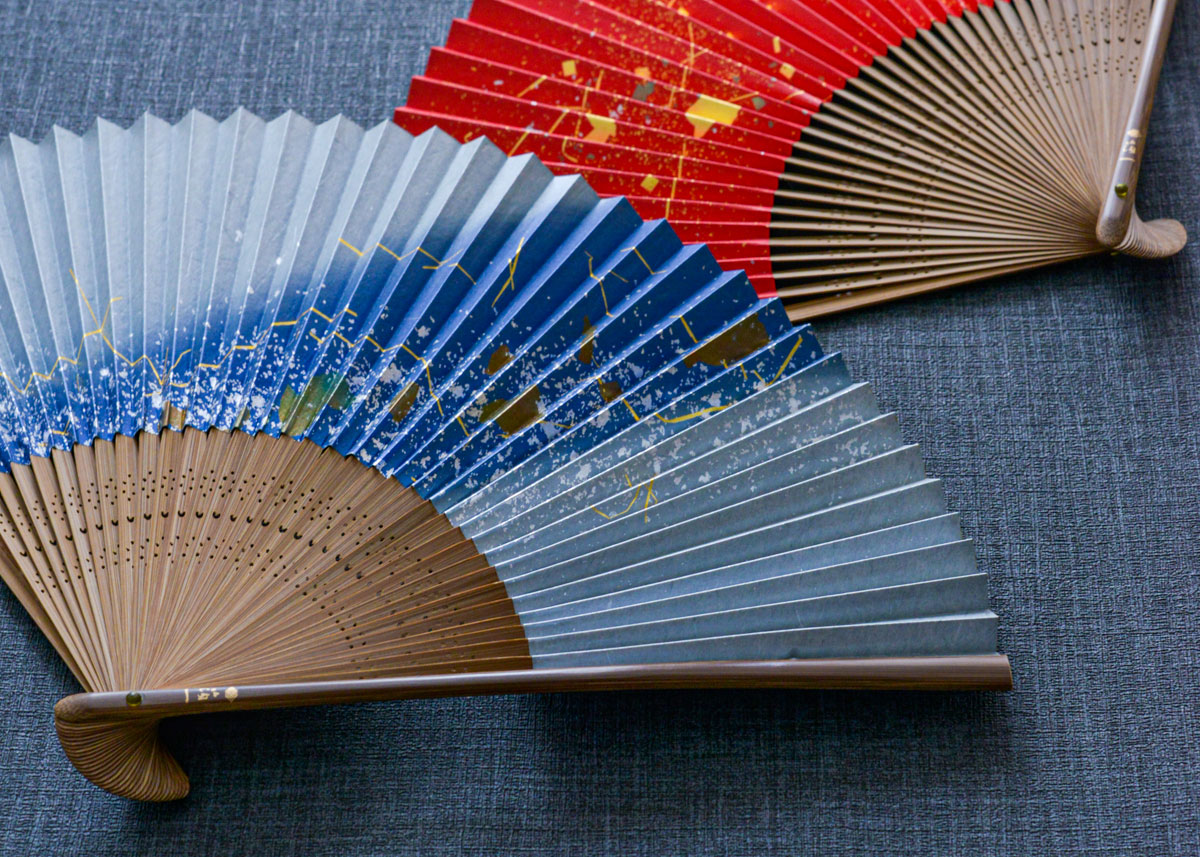 金沢箔扇子特集 || 伝統工芸品で選ばれてNo.1 伝統本舗 本店