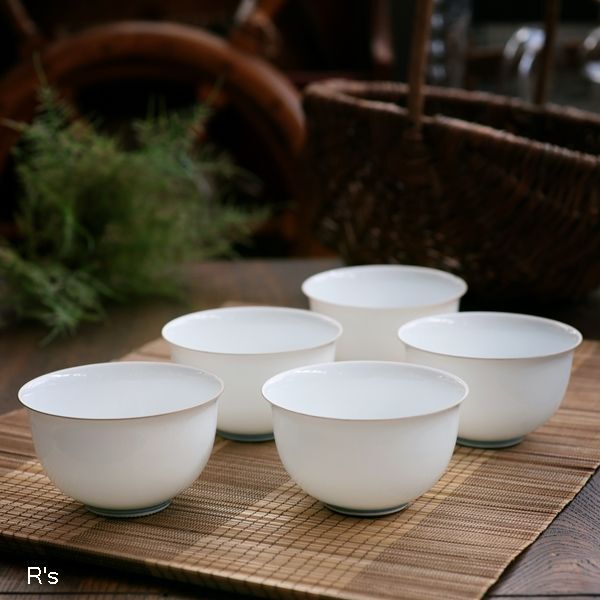 伊之吉窯 有田焼 汲出碗 湯呑み 5客揃え 白 未使用品（HH5705