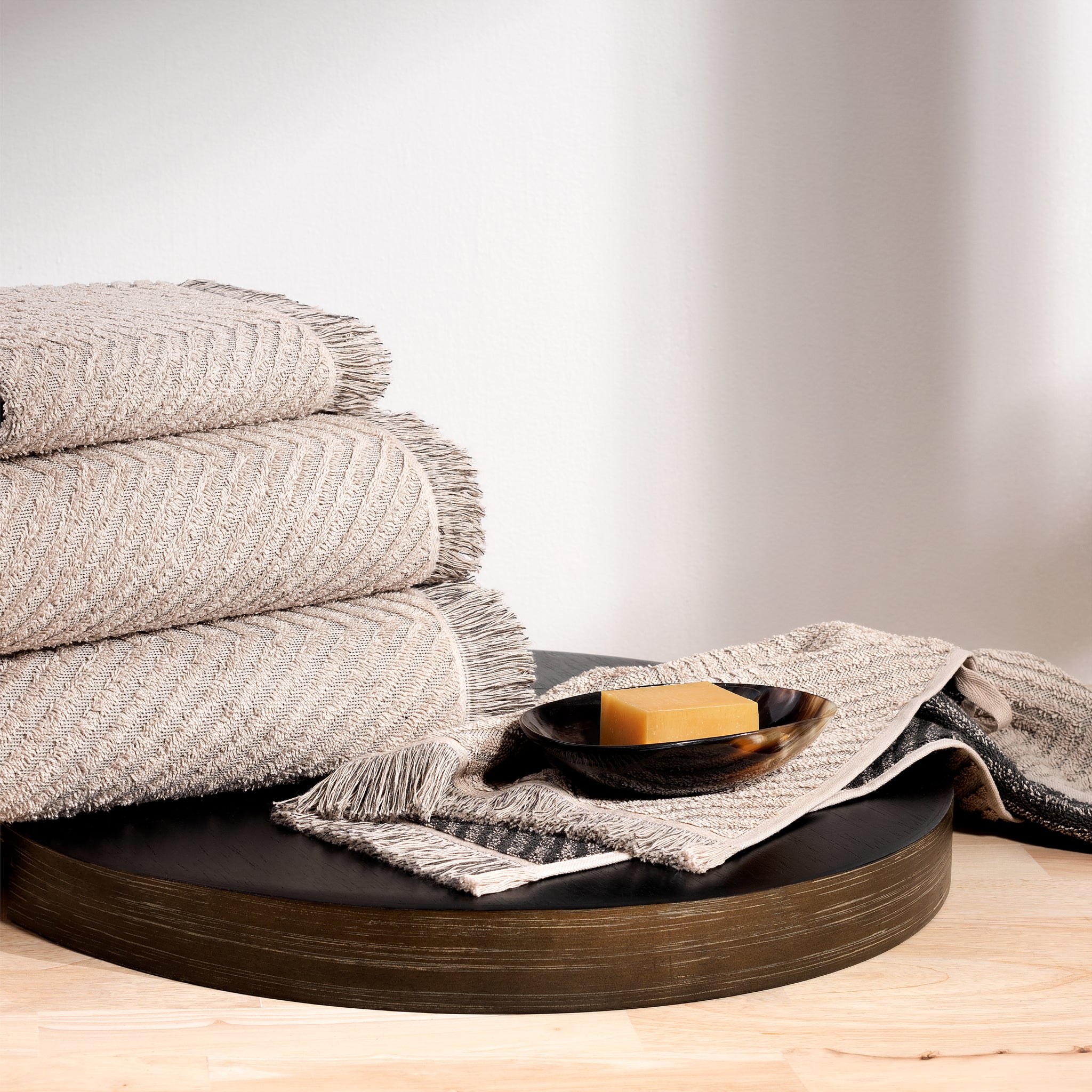 DKNY PURE Herringbone Bamboo Charcoal Bath and Hand Towel 4-piece