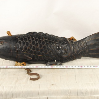 囲炉裏 自在鉤 木彫り 魚型 鯉 (大・小) 自在鉤 鯉飾り 古民具 Amazon.co.