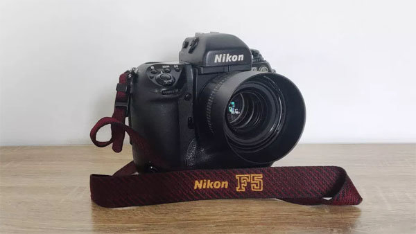 フィルムカメラが欲しいなら「Nikon F5」が一押し - デジカメinfo
