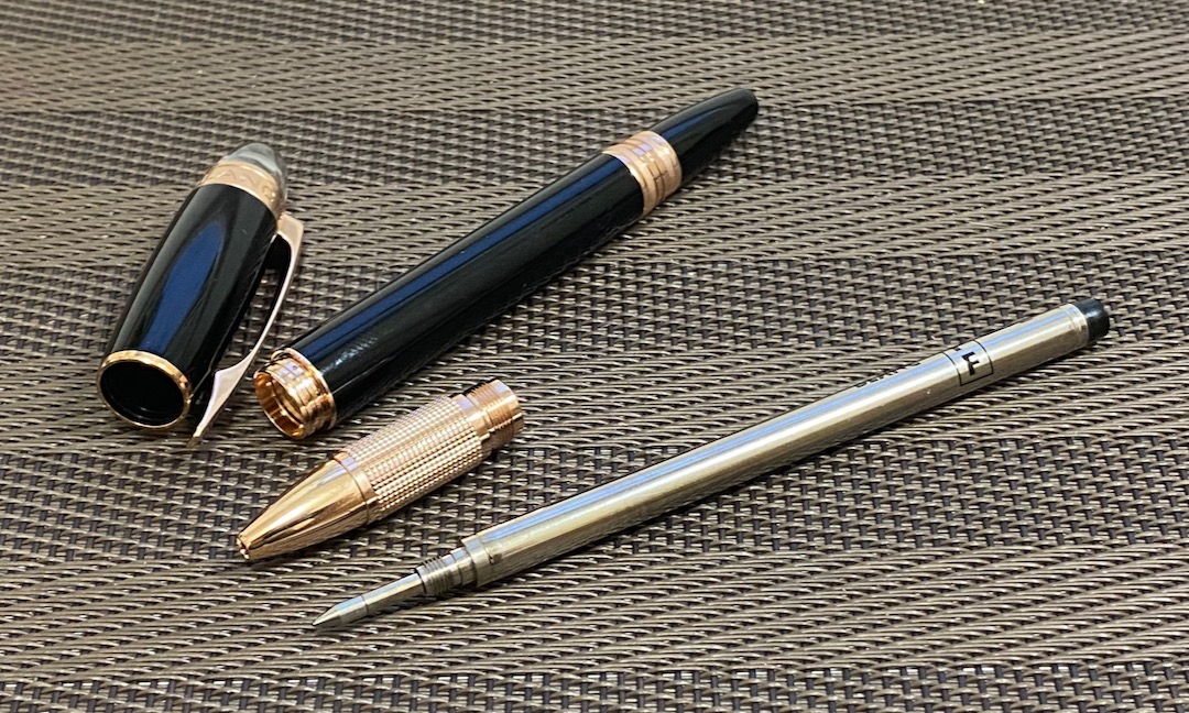 モンブラン スターウォーカー ローラーボール レビュー】透明なドーム