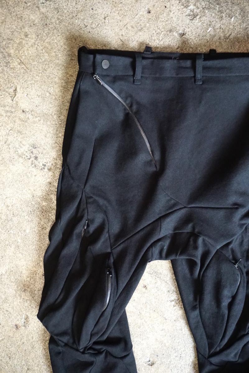 DIS-MPP-01. Distortion Muscle Pocket Pants. Coil Twill. Black