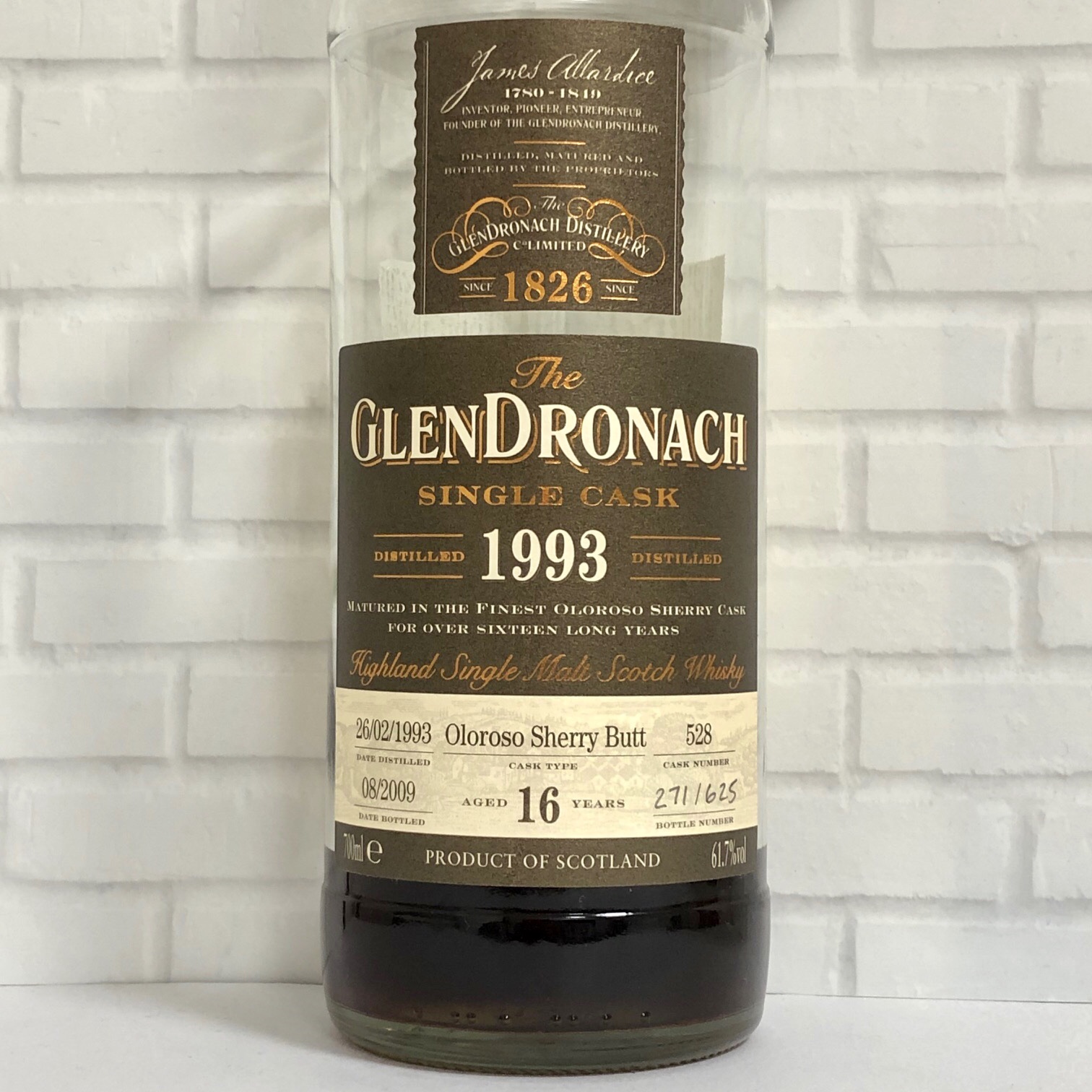 グレンドロナック 1993 – 2009、16年 61.7% LMDW向け | DRINKERS