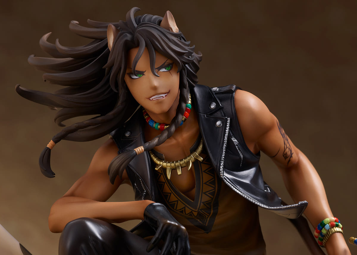 ツイステ レオナ・キングスカラー フィギュア Amazon.co.jp