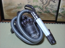 レビュー］ダイソン DC26 motorhead complete: 初心者の掃除機選び.com