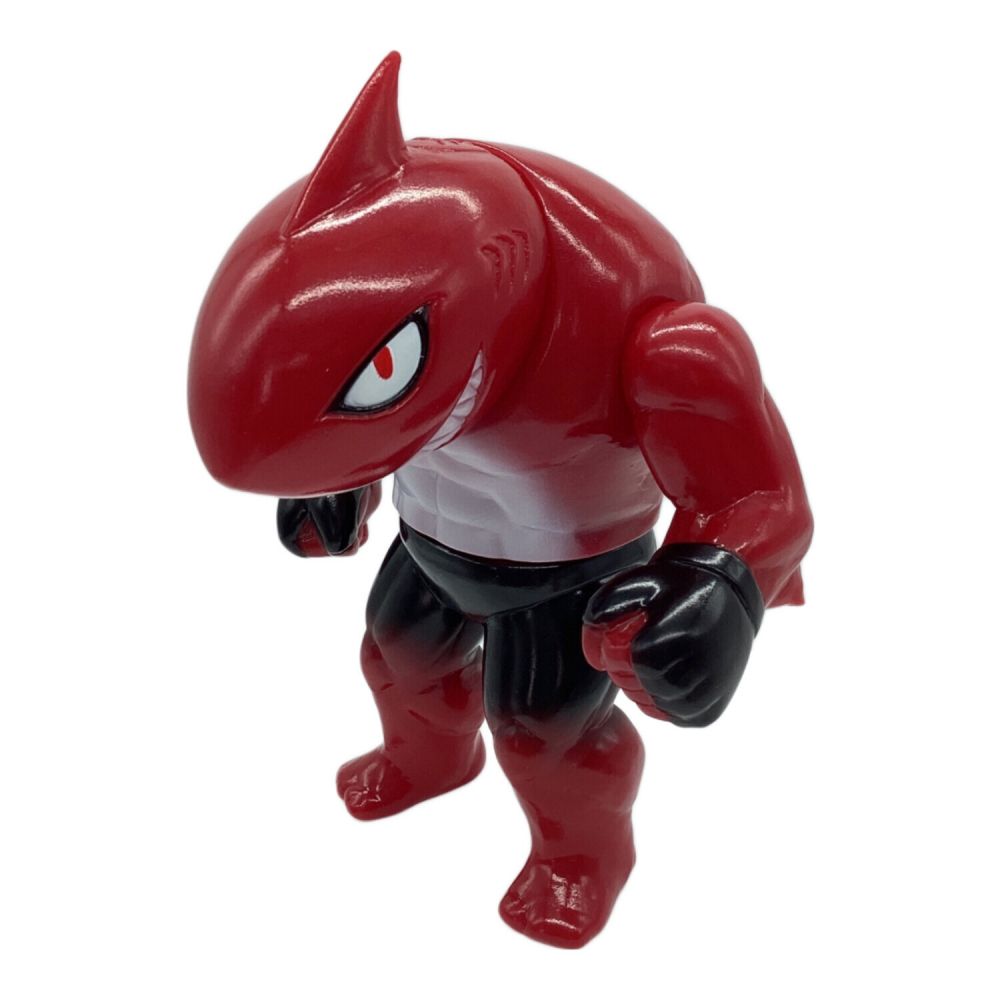 ソフビ TOUMA RAGING SHARK CLASSIC STYLE レオンチャンネルとTOUMAの