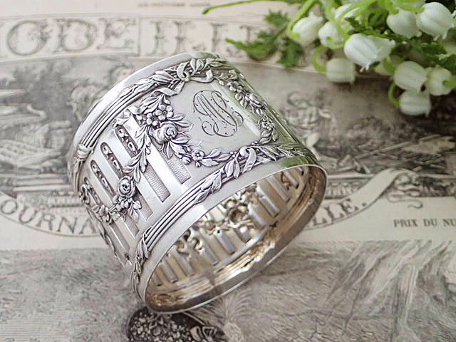 アンティークシルバーの装飾│|西洋アンティーク事典