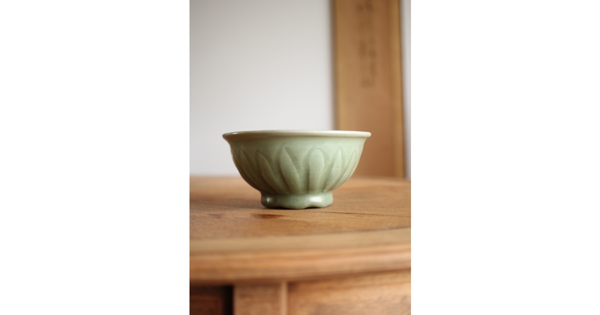 中国 連弁紋瓶 u6220721 中国 連弁紋瓶 u6220721 中国 連弁紋瓶