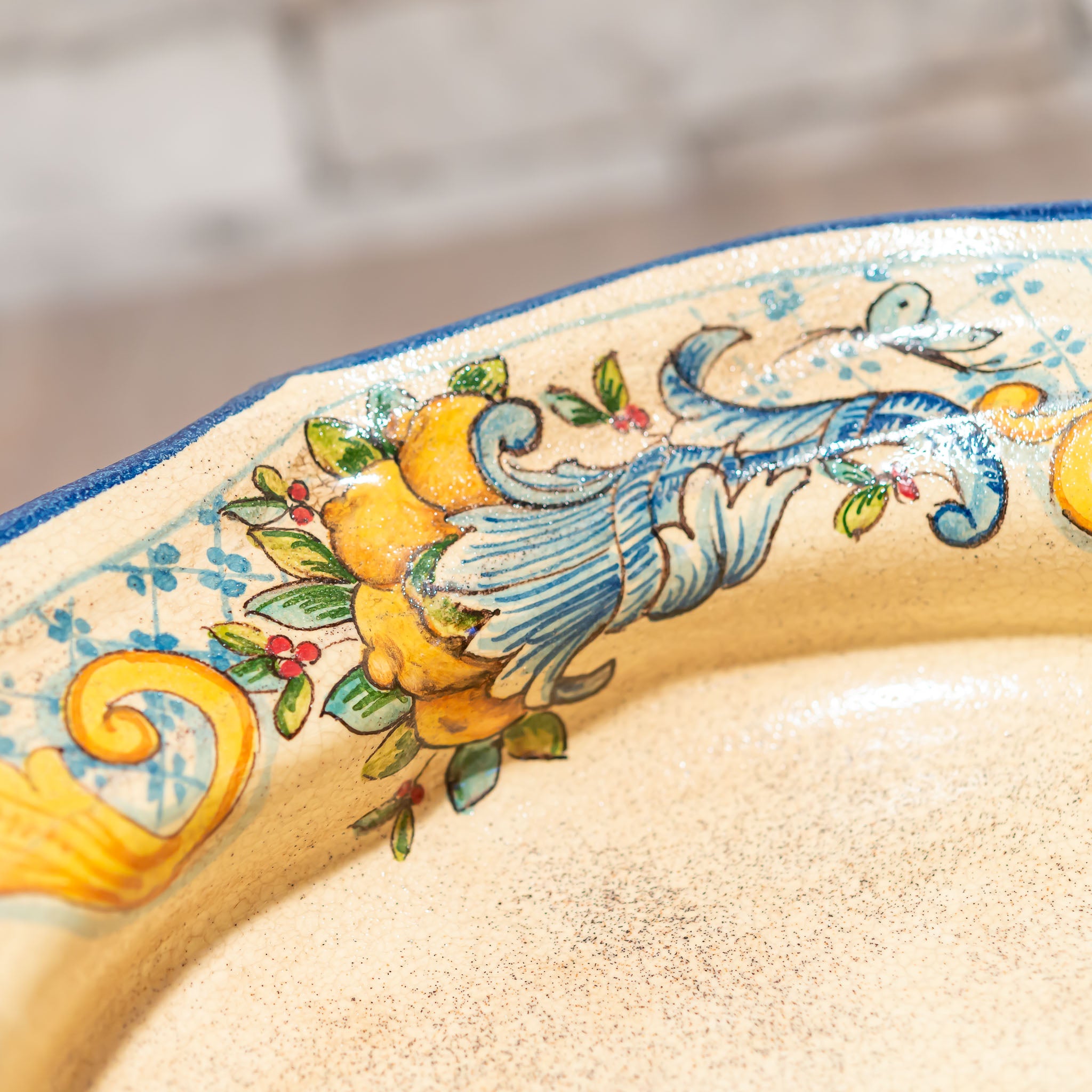 アウトレット】イタリア製 陶器足付き花瓶 コンポート - エステルノ