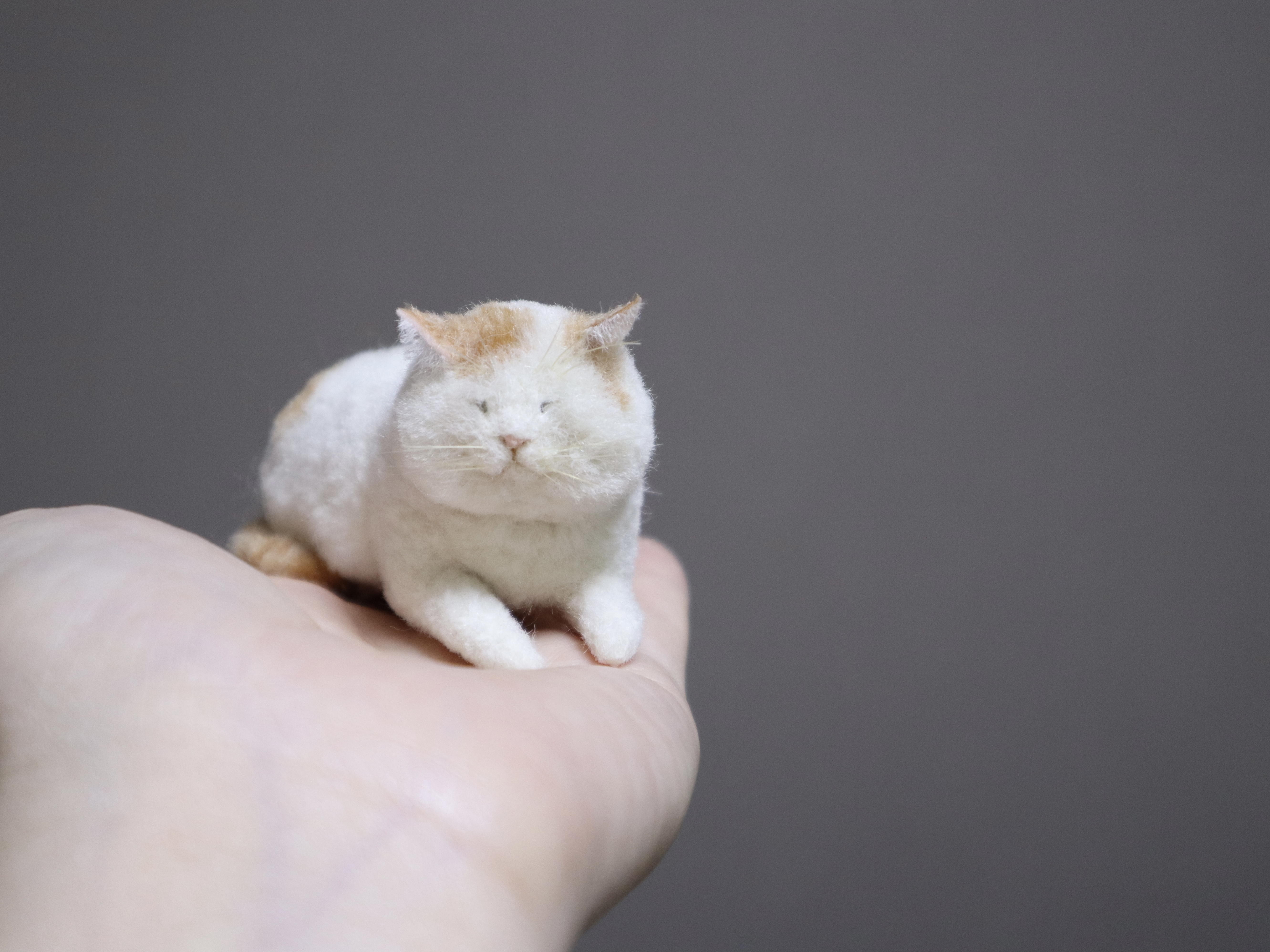 ☆ミニチュア 茶トラ 猫 羊毛フェルト ドールハウス ハンドメイド