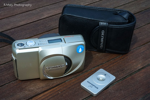 Olympus mju ZOOM 140 - Camera-wiki.org - The free camera encyclopedia