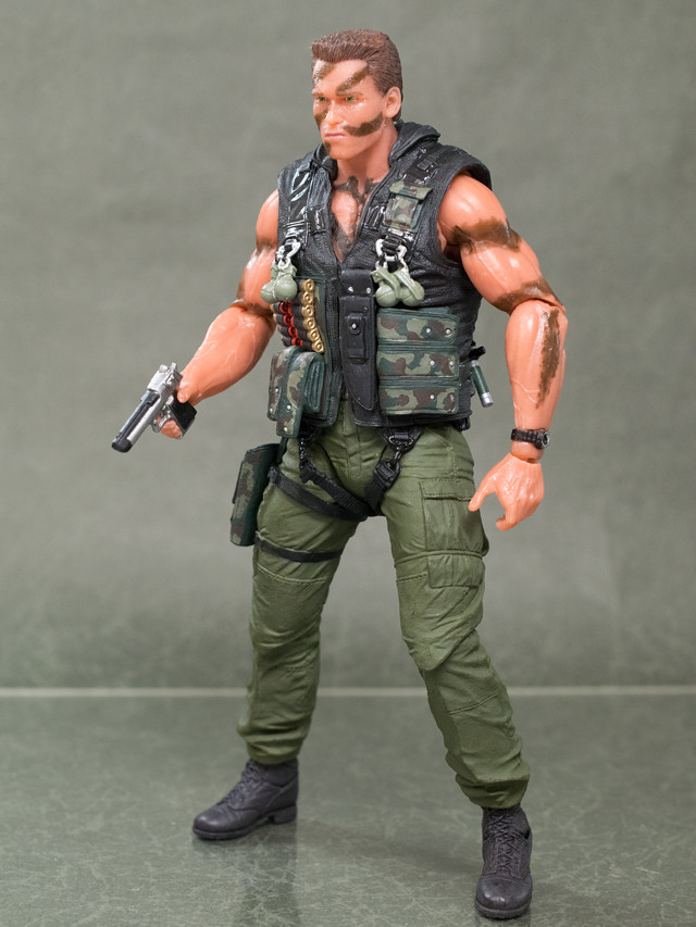 映画「コマンド―」アーノルド・シュワルツェネッガー演 可動式