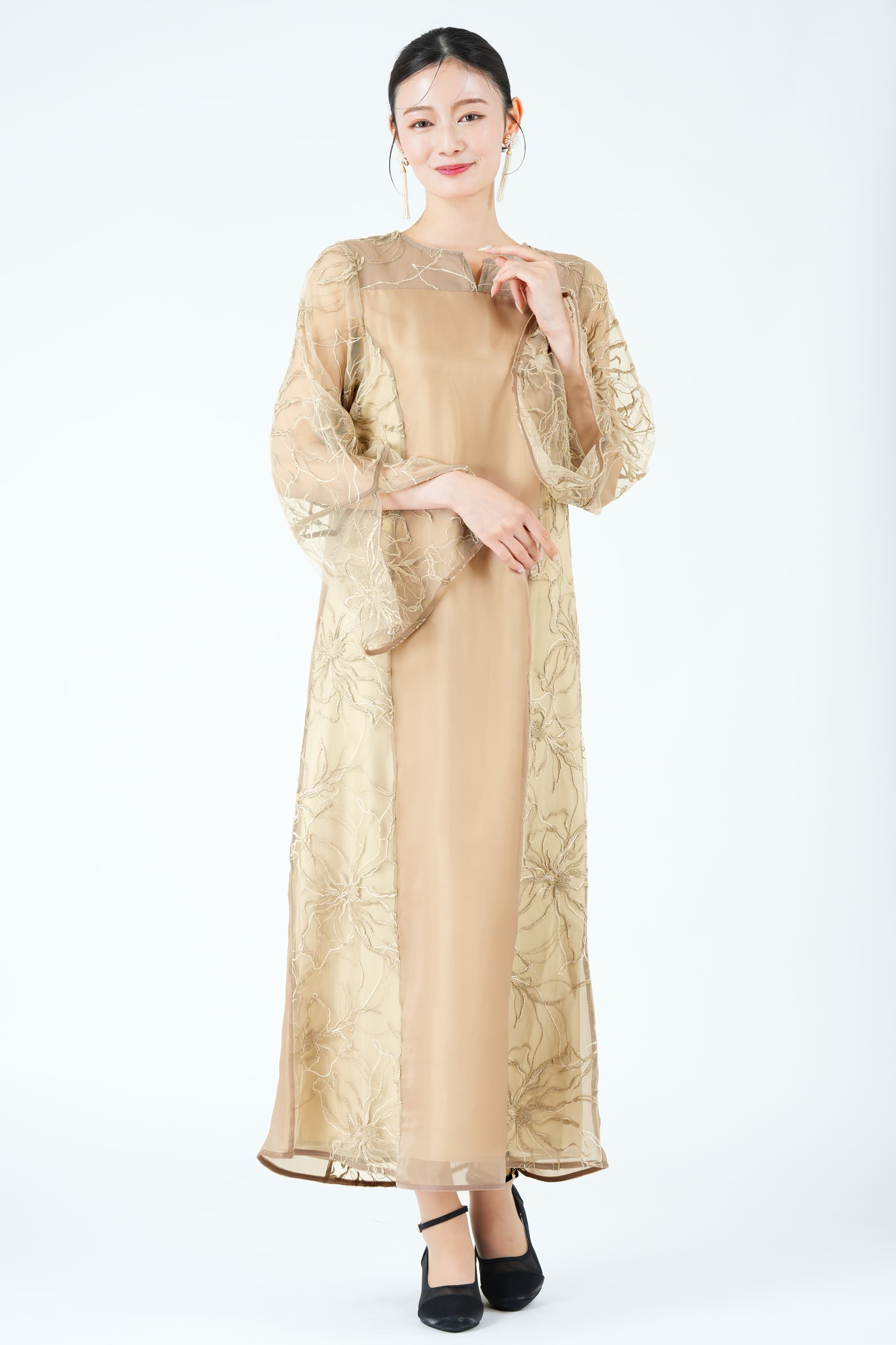 willfullyベージュ フリル付き ロングドレス パーティードレス｜結婚式