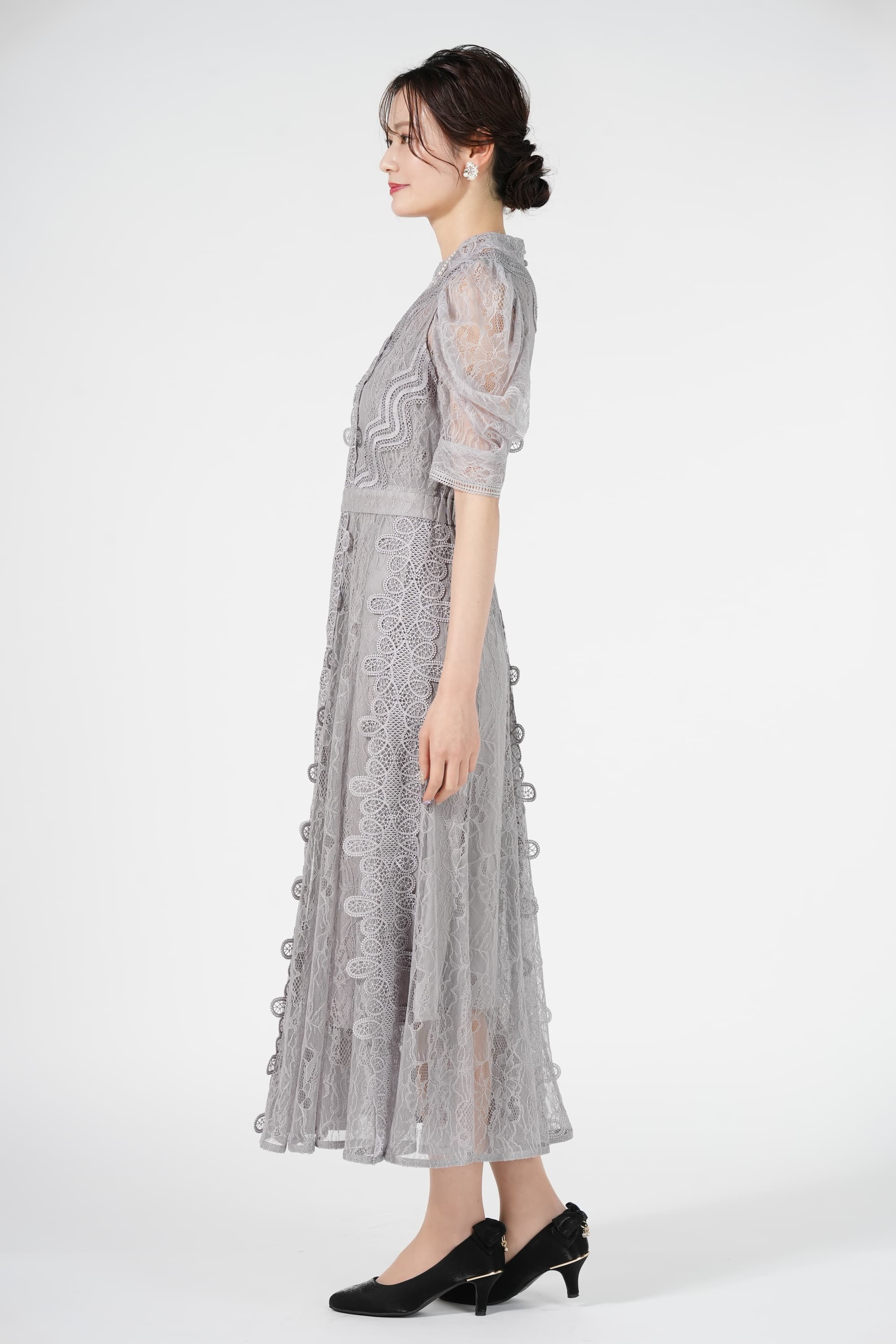 SNIDEL スイッチングレース刺繍ライトグレードレス (S〜M) をレンタル