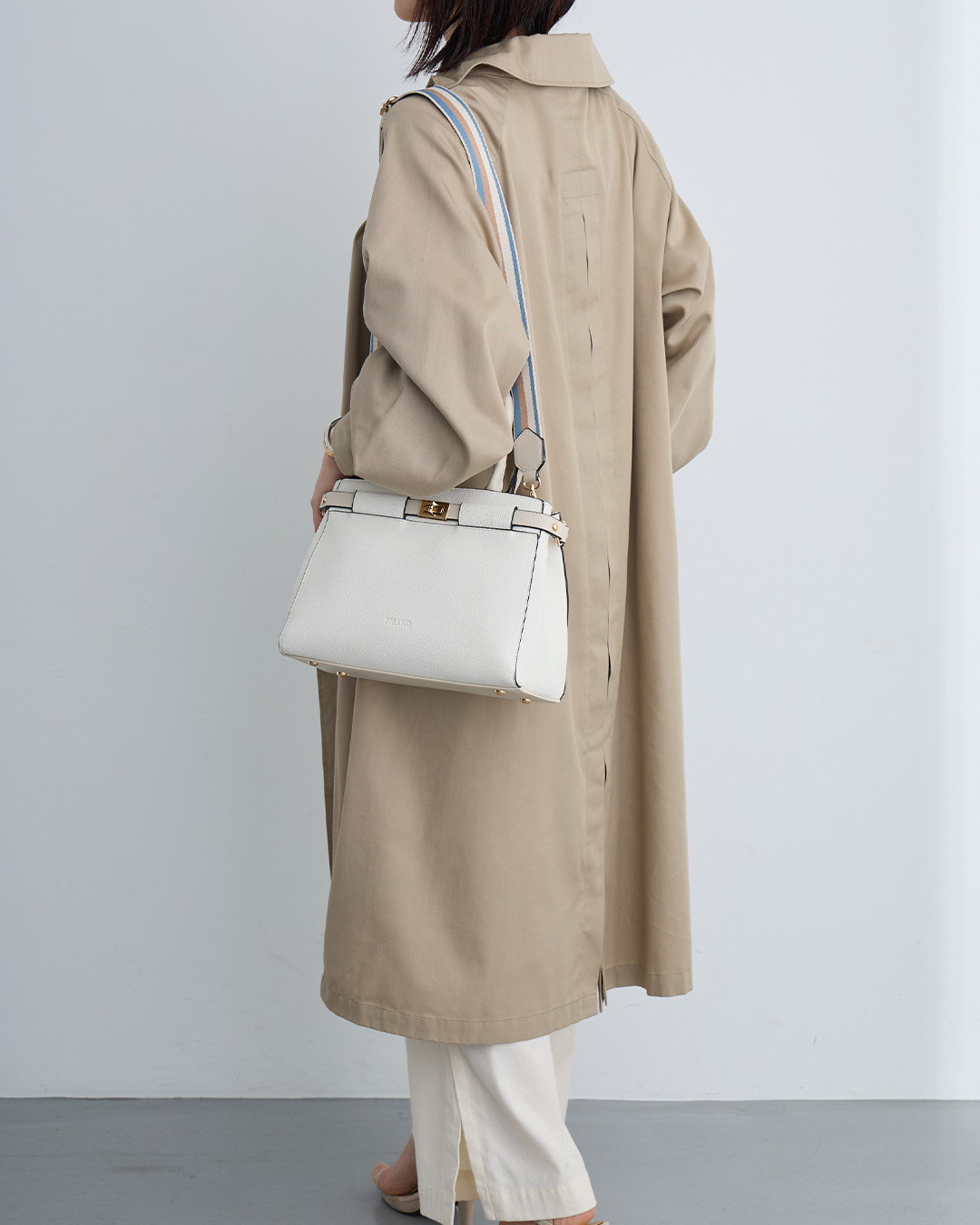 ツイストロックハンドバッグ/A402678 | フィラノ公式オンラインショップ