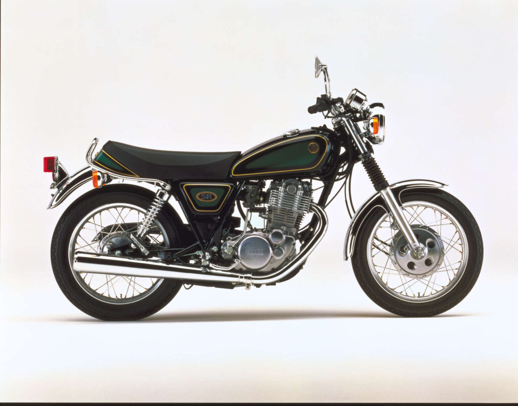 sr400 初期型ナロータンク 自家塗装 タンク塗装 | SR400カスタム