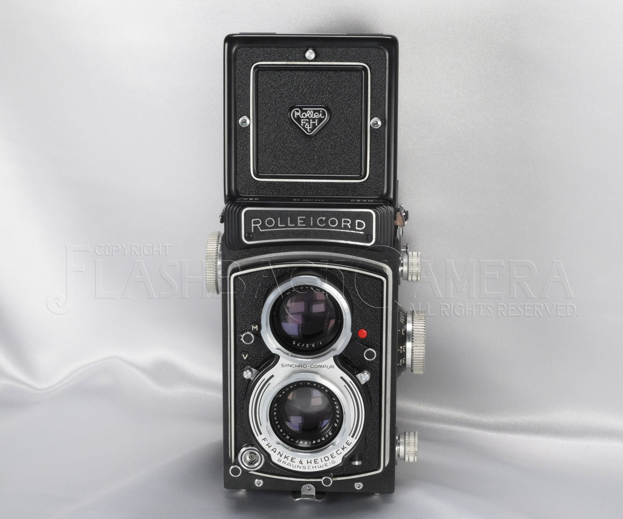 Rolleicord V 二眼レフカメラ ローライナー付き Rollei】お散歩