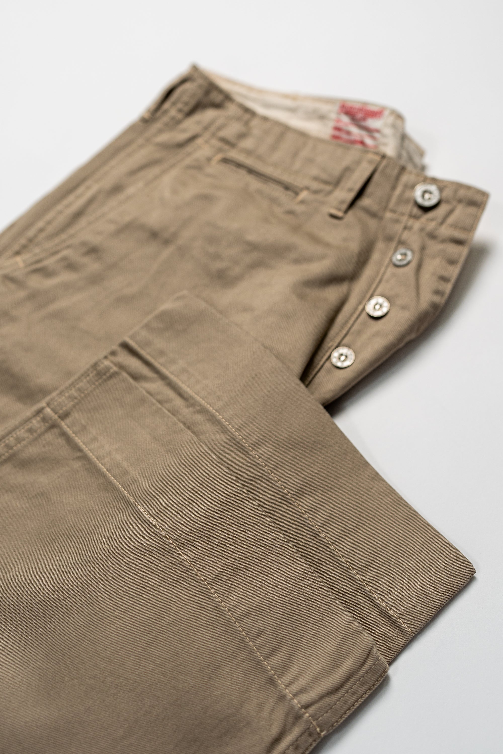 TCB Jeans Stay Gold Chino - 41 Khaki - Franklin & Poe