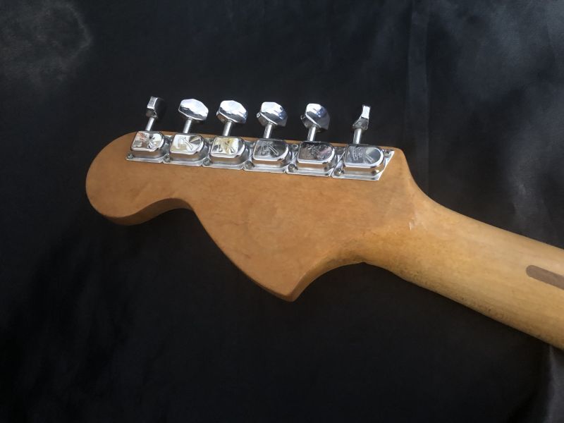 Fender Japan stratocaster st72-sc ボディ Fender Japan stratocaster