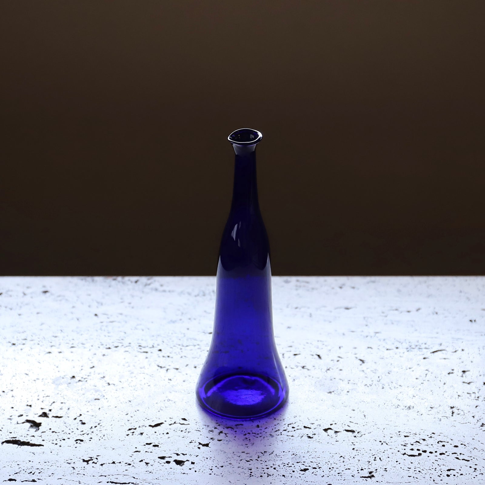 江戸ガラス 藍色徳利 – Gallery Nisui