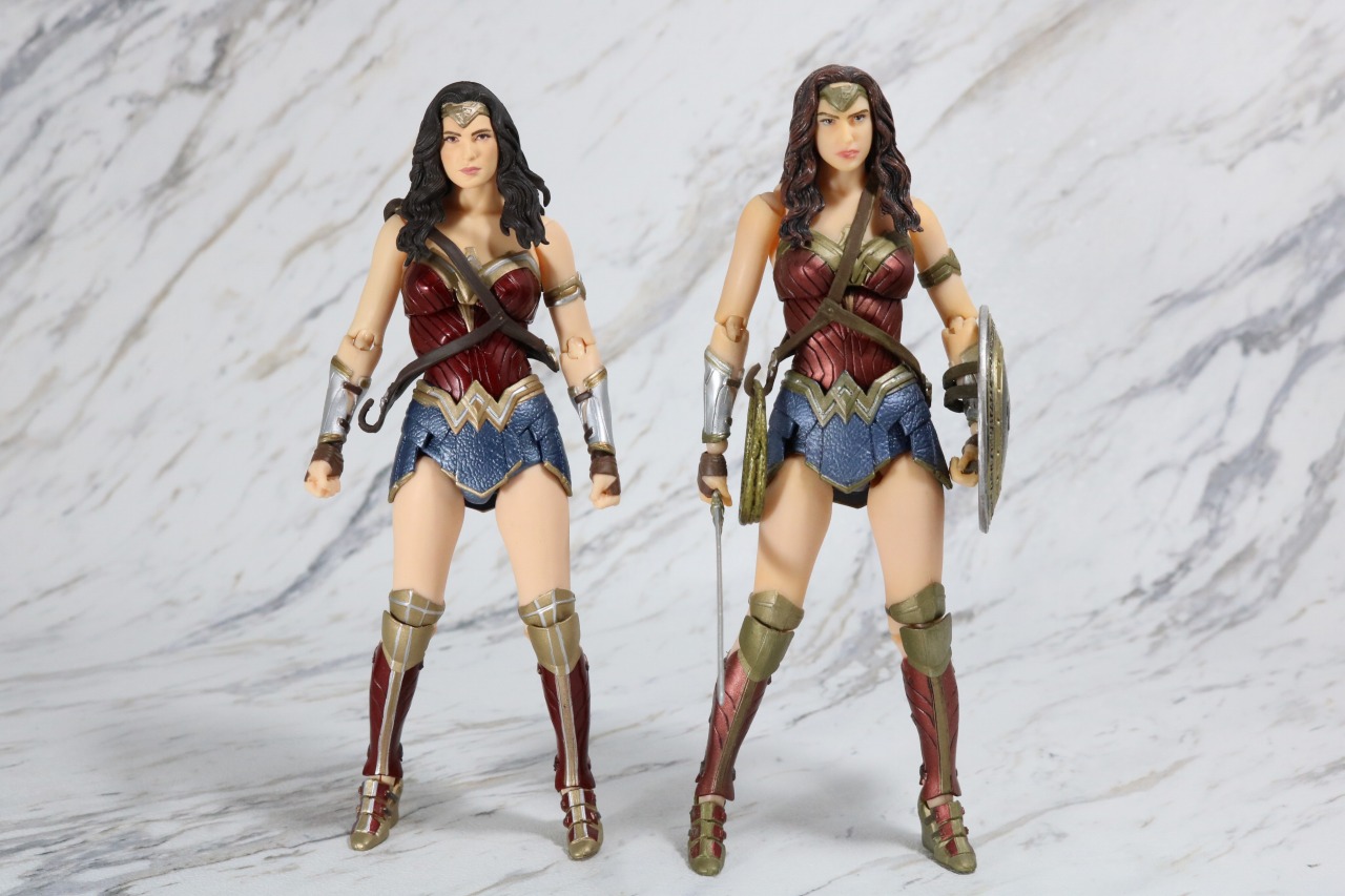 マフェックス No.060 MAFEX ワンダーウーマン ジャスティスリーグ FIG