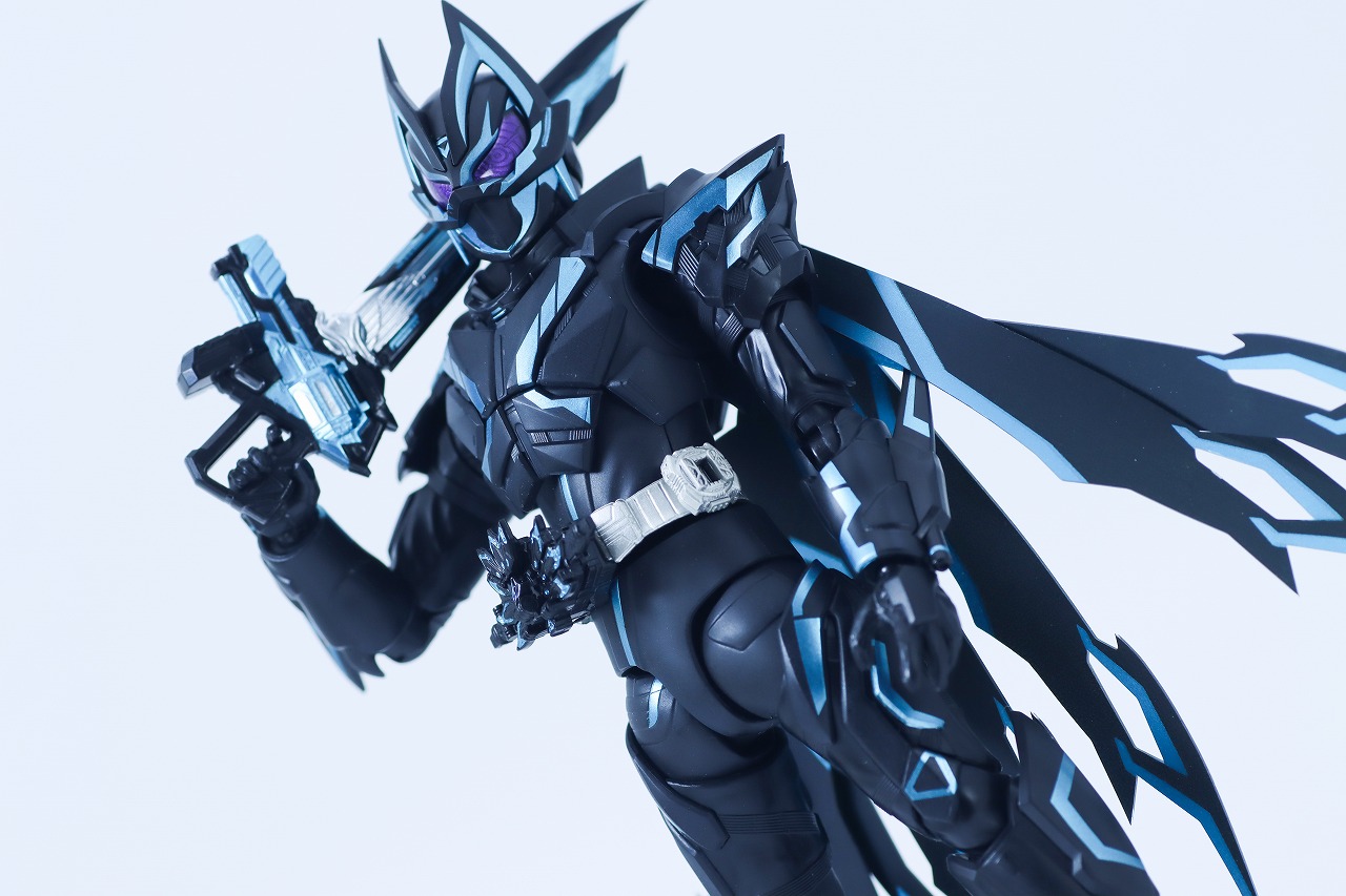 フィギュアーツ 仮面ライダーX(クロス)ギーツ S.H.フィギュアーツ 仮面