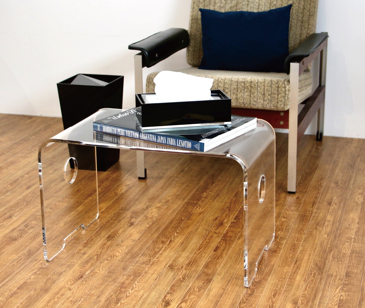 清潔感あるアクリルデザインテーブル 注文 清潔感あるアクリルデザイン