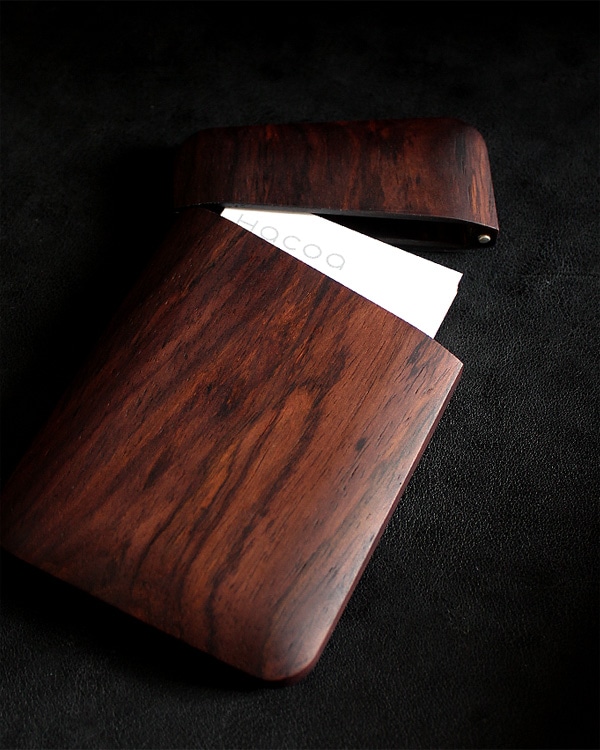 プレミアム】「Card Case Gentle（ローズウッド）」木製名刺入れ