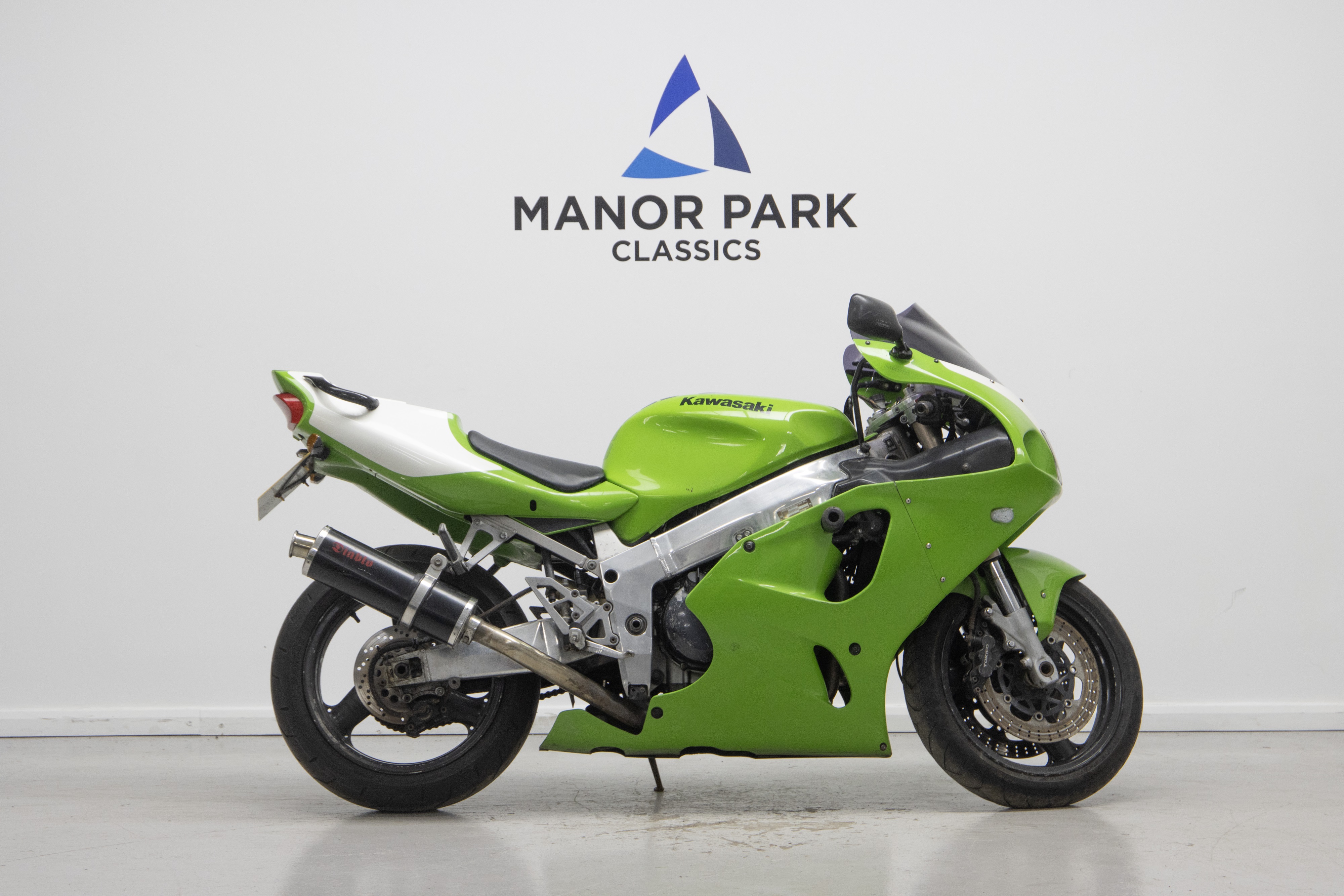 R♡ Lot 53 - 1998 Kawasaki ZX-7R Ninja