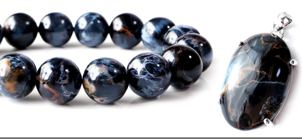 ピーターサイト | 絵画のような模様の石。