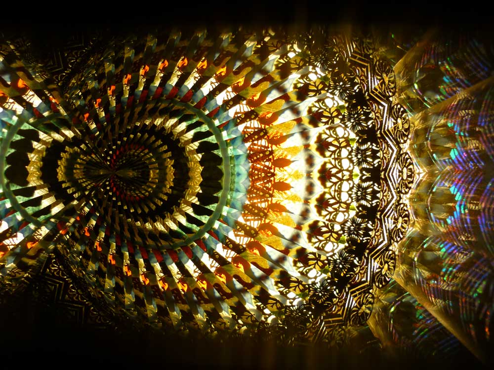 万華鏡作家 中里保子 glass-station