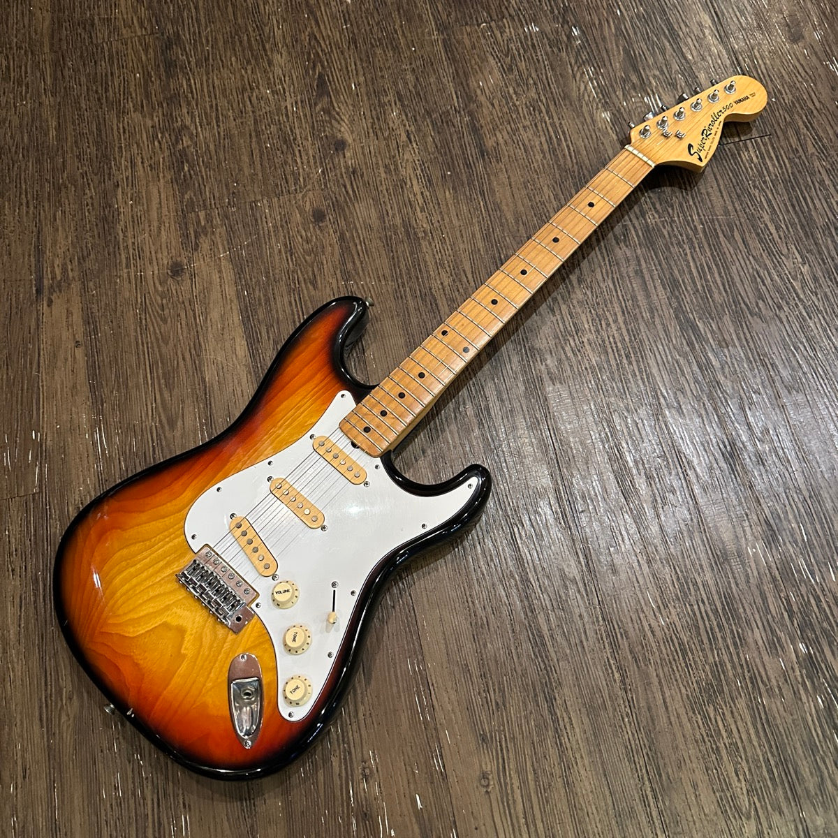 ギター Yamaha super rock n'roller500 1887 ギター Yamaha super rock