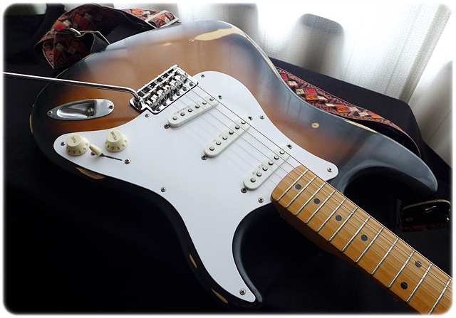 エレキギター ストラトタイプ 改造品 エレキギター ストラトタイプ