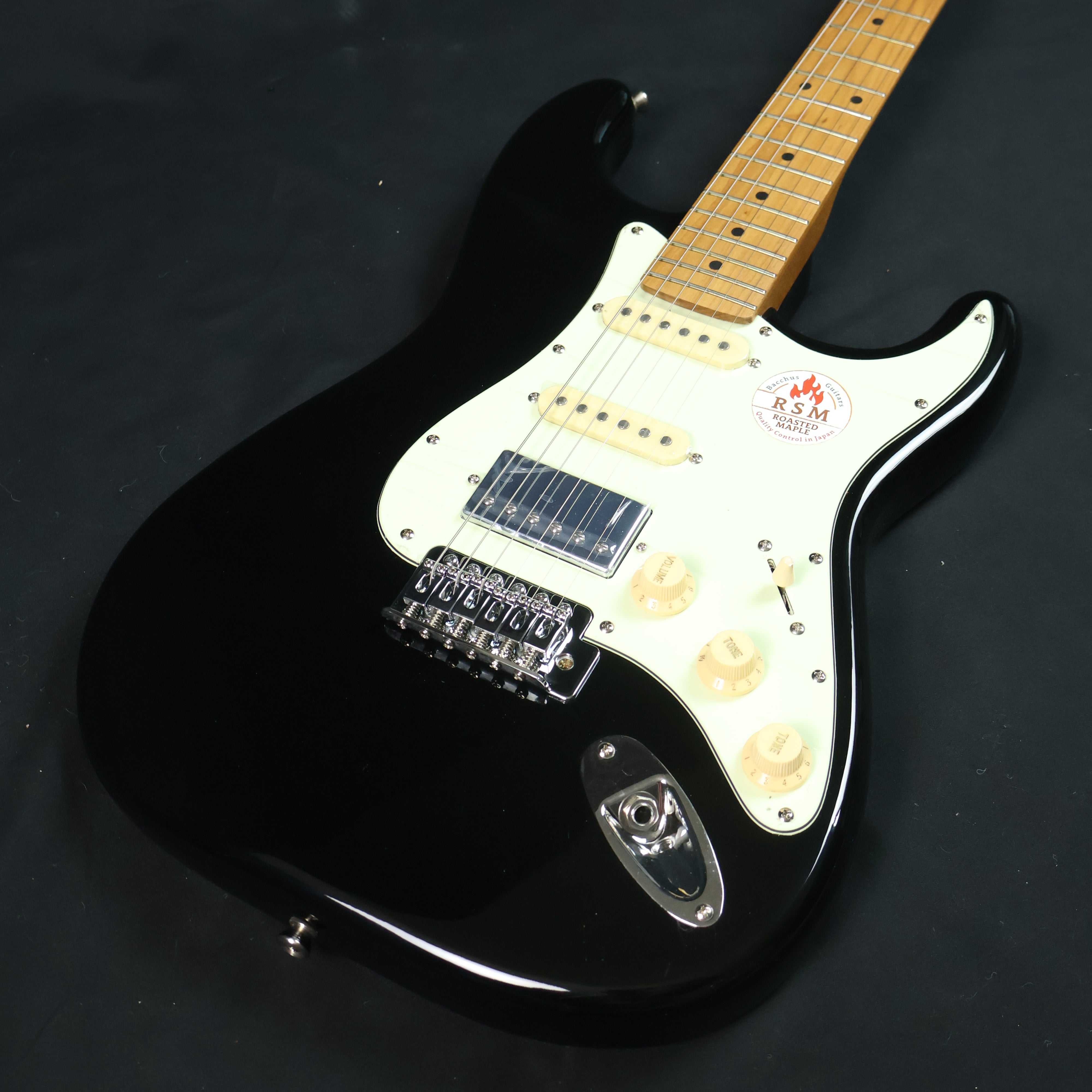 □Bacchus BST-500G M 2TS Stratocaster Bacchus BST-2-RSM/M Roasted