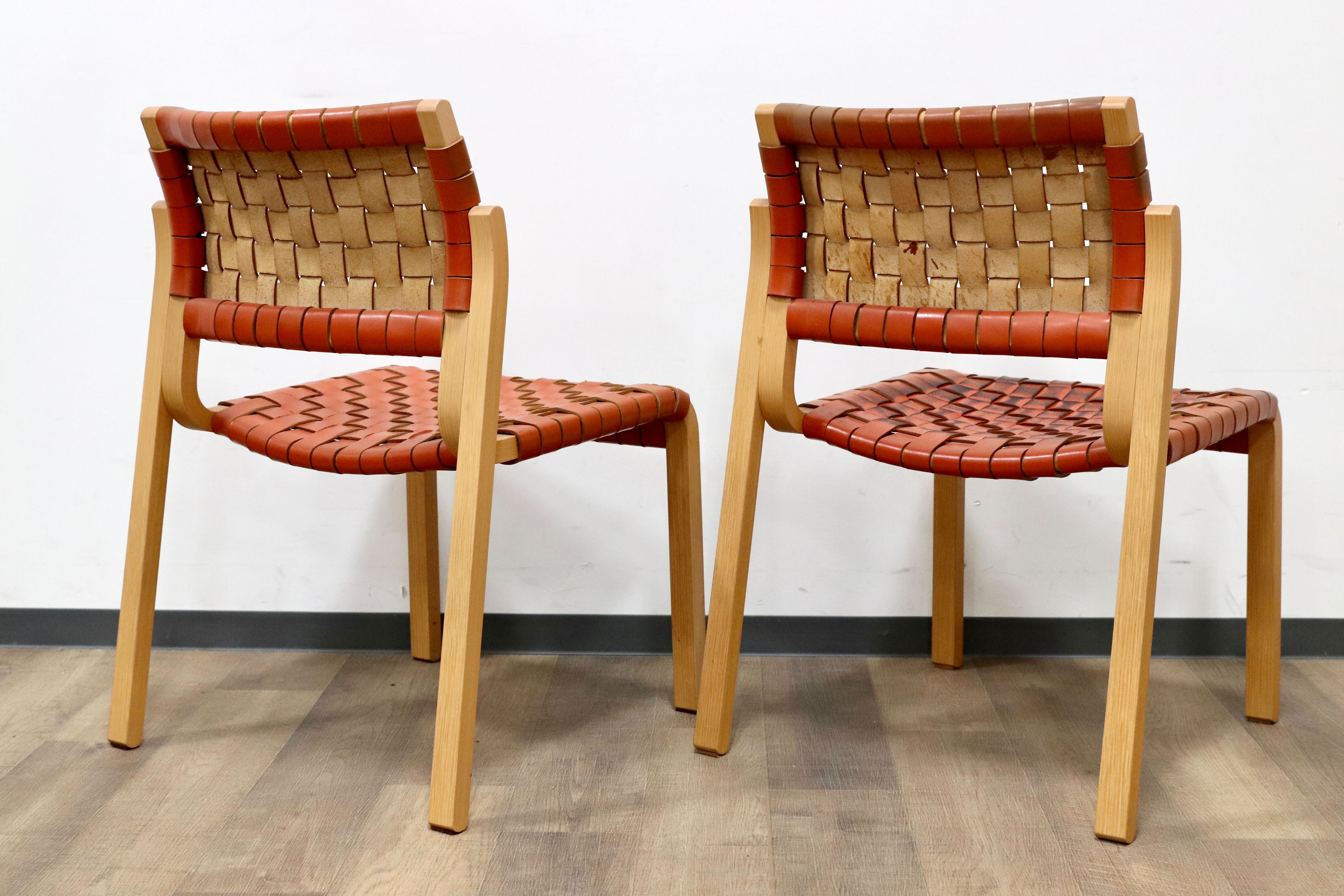 木製アームチェア ブラウンアルフレックス