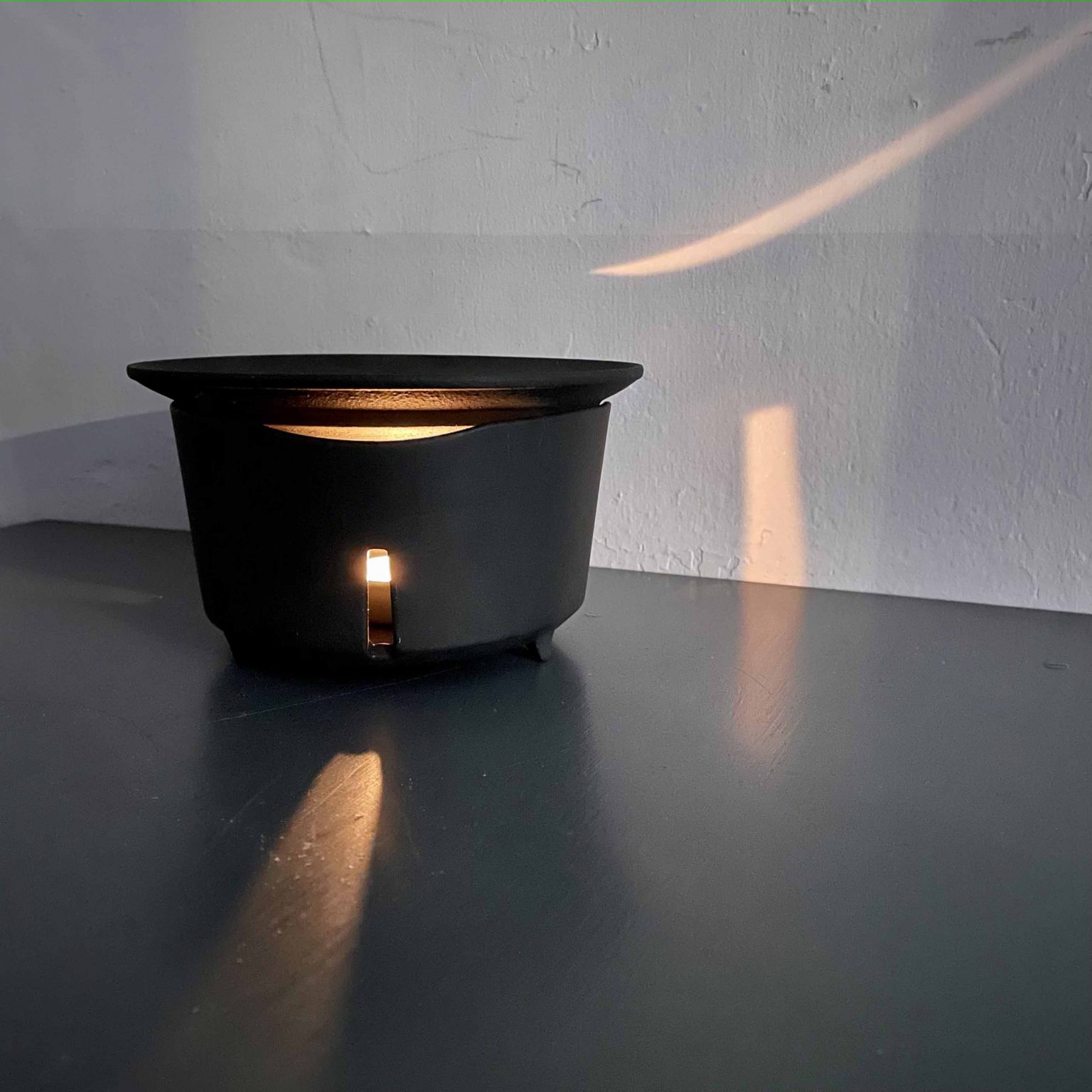 茶香炉」 incense burner for maboroshi – guillemets+saruyama