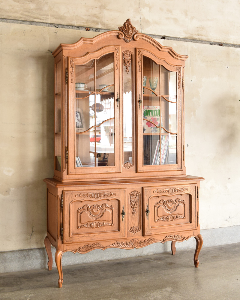 ゴージャスな彫りがエレガント、フランスのアンティークガラス