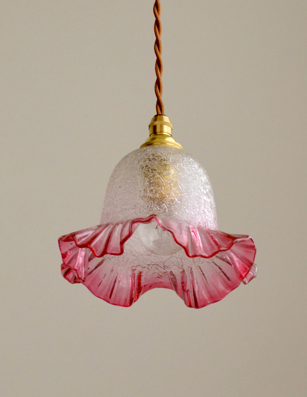 アンティーク⭐︎ペンダントライト ピンクとホワイトのガラス