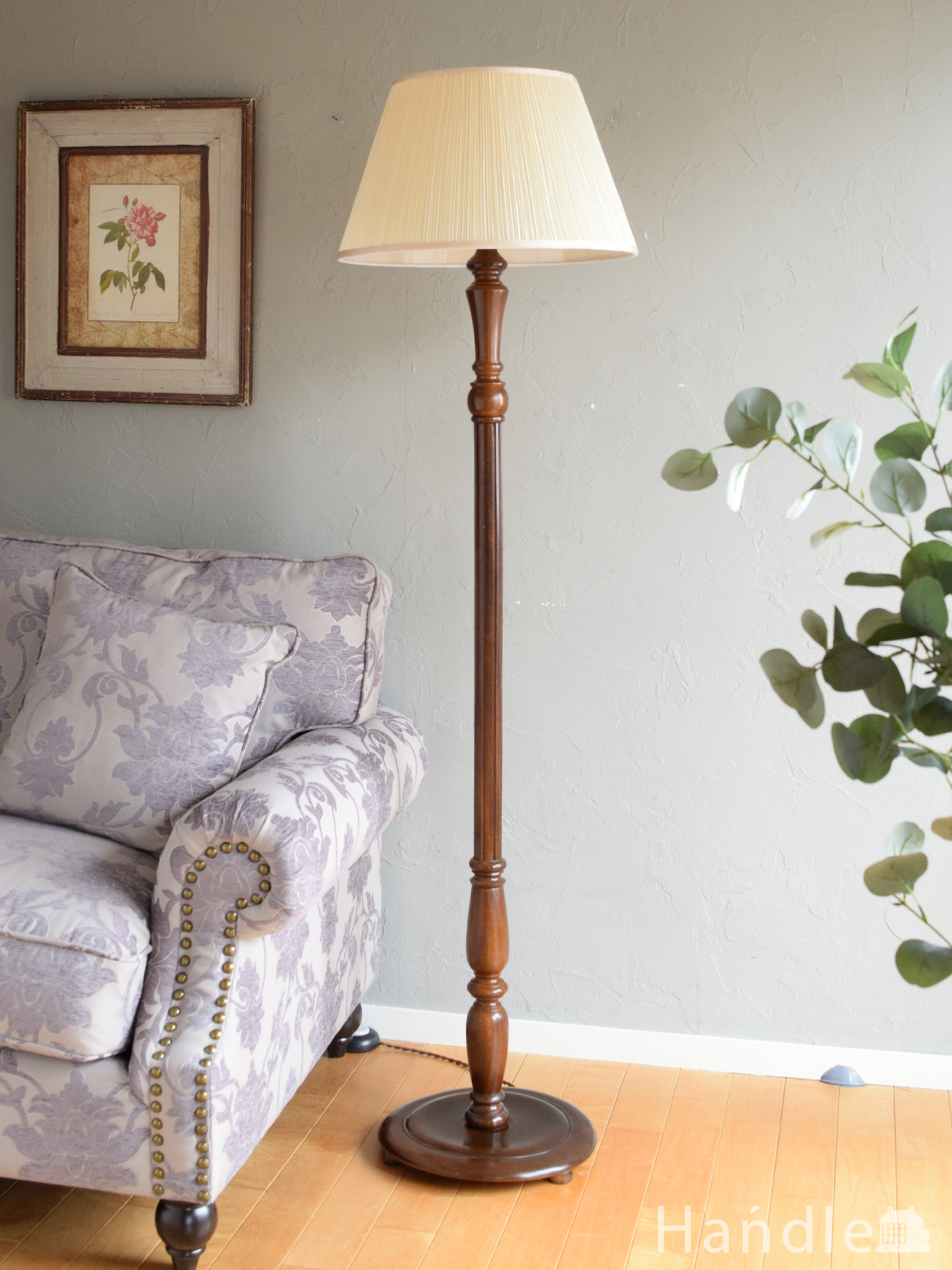 英国アンティーク 木製ツイストのランプスタンド クリアランス 英国