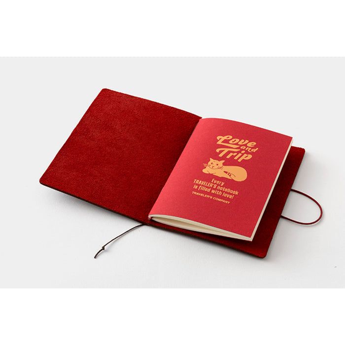 TRAVELER'S notebook LOVE AND TRIP Red (Passport Size) | 八文字屋