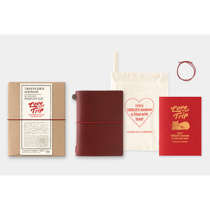 TRAVELER'S notebook LOVE AND TRIP Red (Passport Size) | 八文字屋