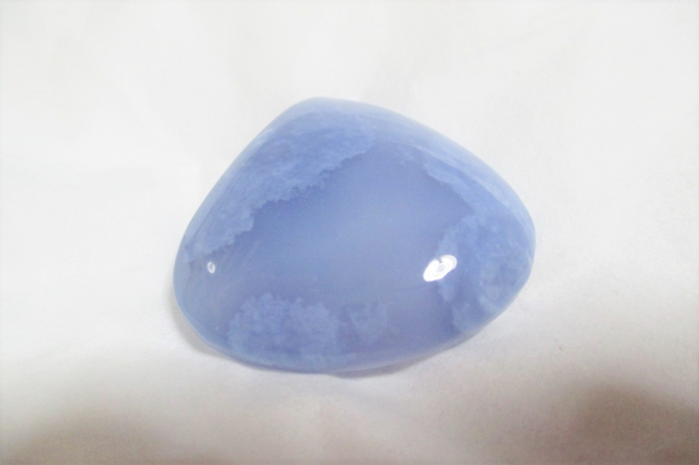 カルセドニー（玉髄）- Chalcedony ｜ ハッピーストーンズ-幸せ石探し