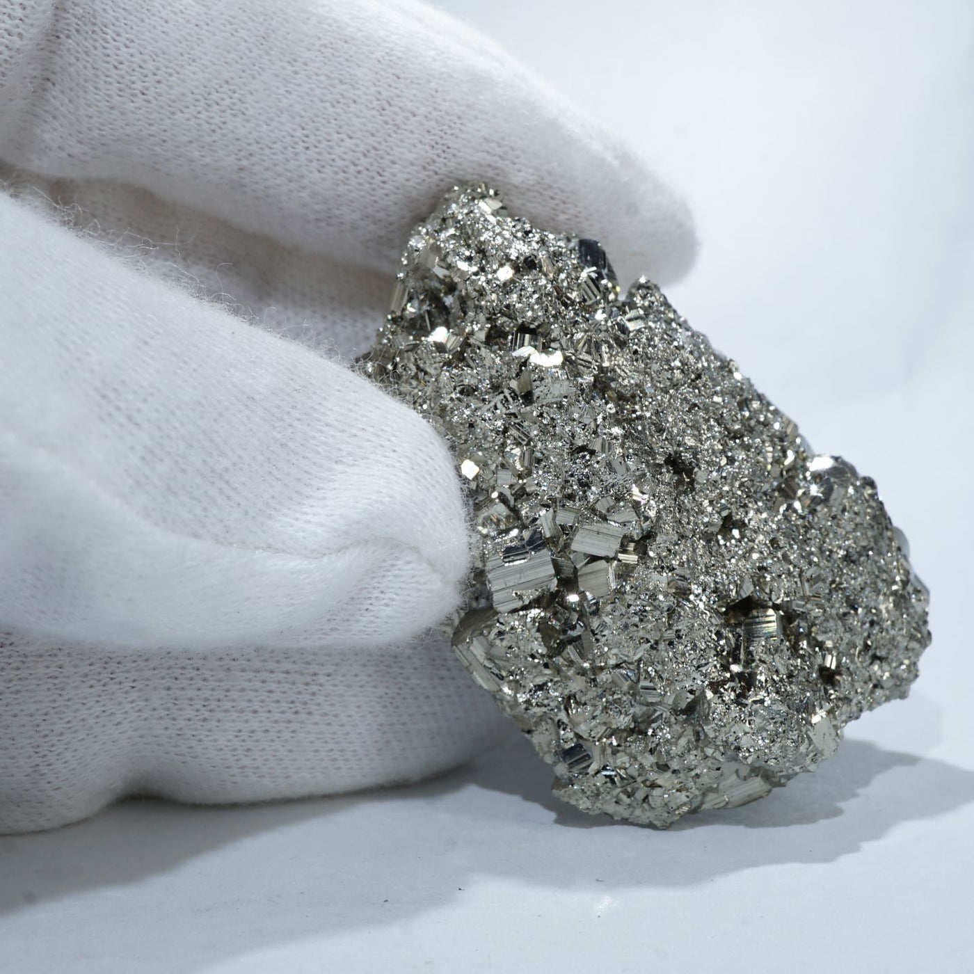 ペルー産 パイライト (黄鉄鉱） – 天然石ハッピーギフト